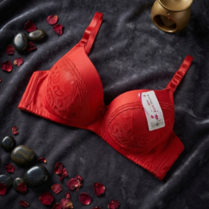 Elegant Red Lace-Detailed Padded Bra