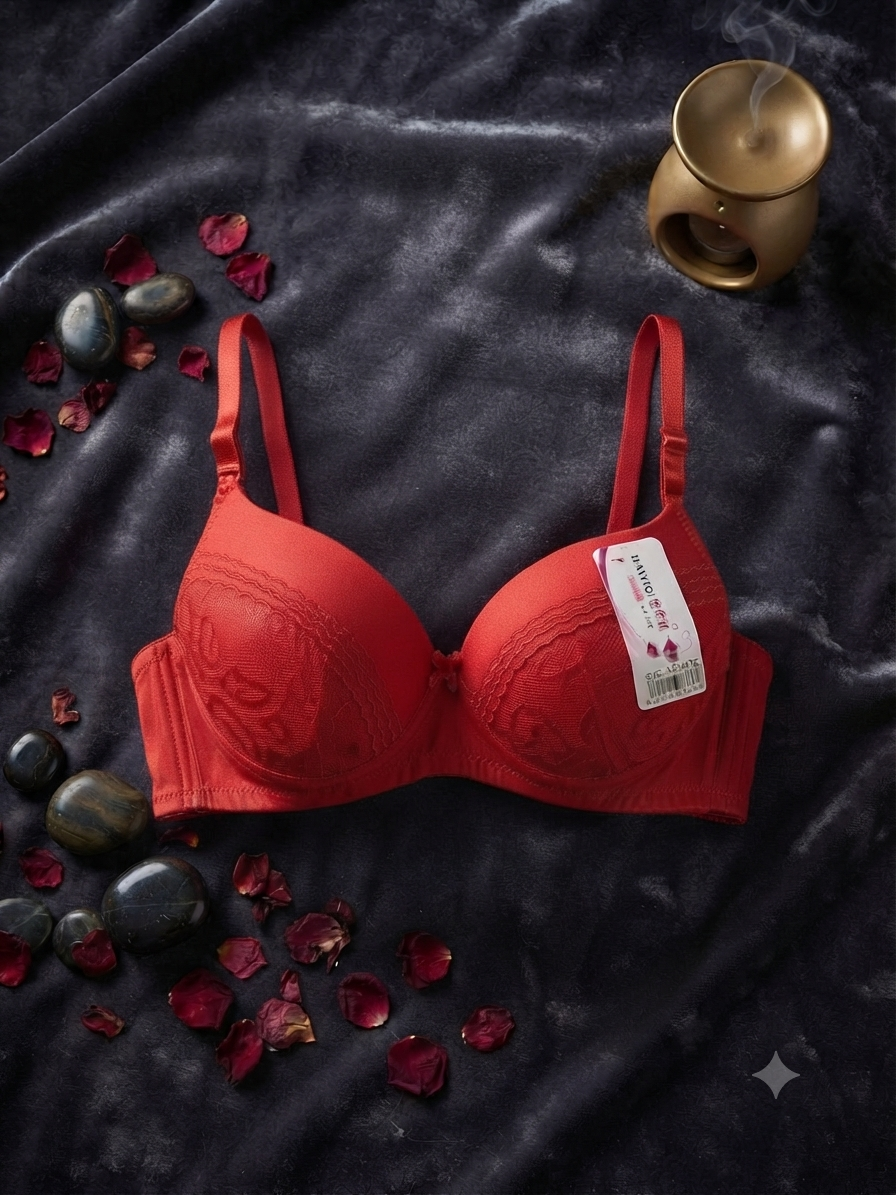 Elegant Red Lace-Detailed Padded Bra - Image 5