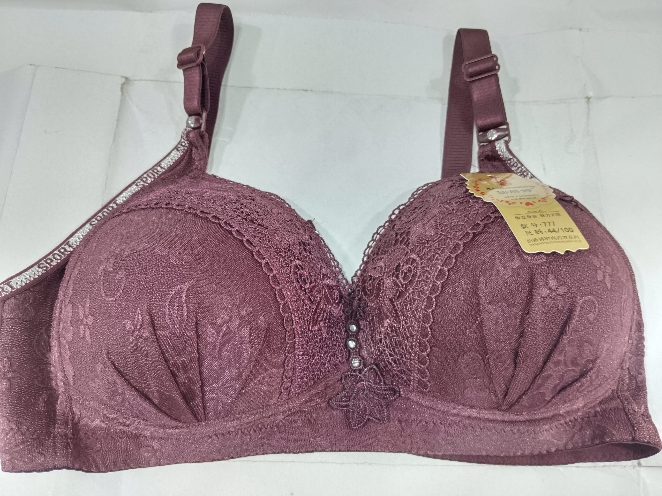 Luxury Lace Push-Up Bra for WomenLuxury Lace Push-Up Bra for Women